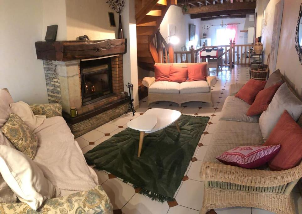 Maison Cosy Et Conviviale, Le B7 Besset Exteriör bild