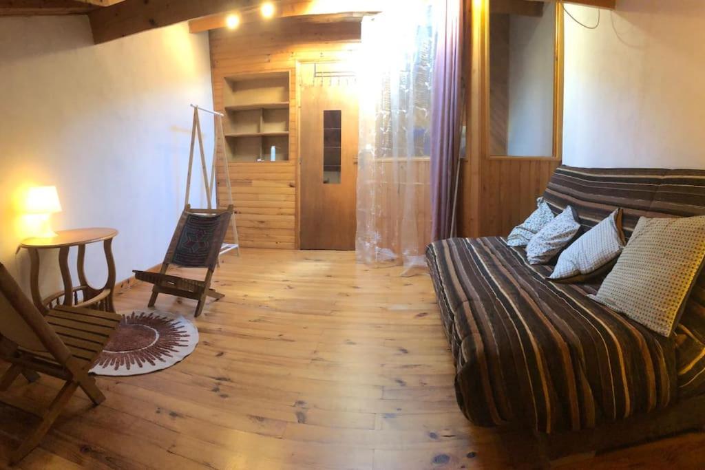 Maison Cosy Et Conviviale, Le B7 Besset Exteriör bild